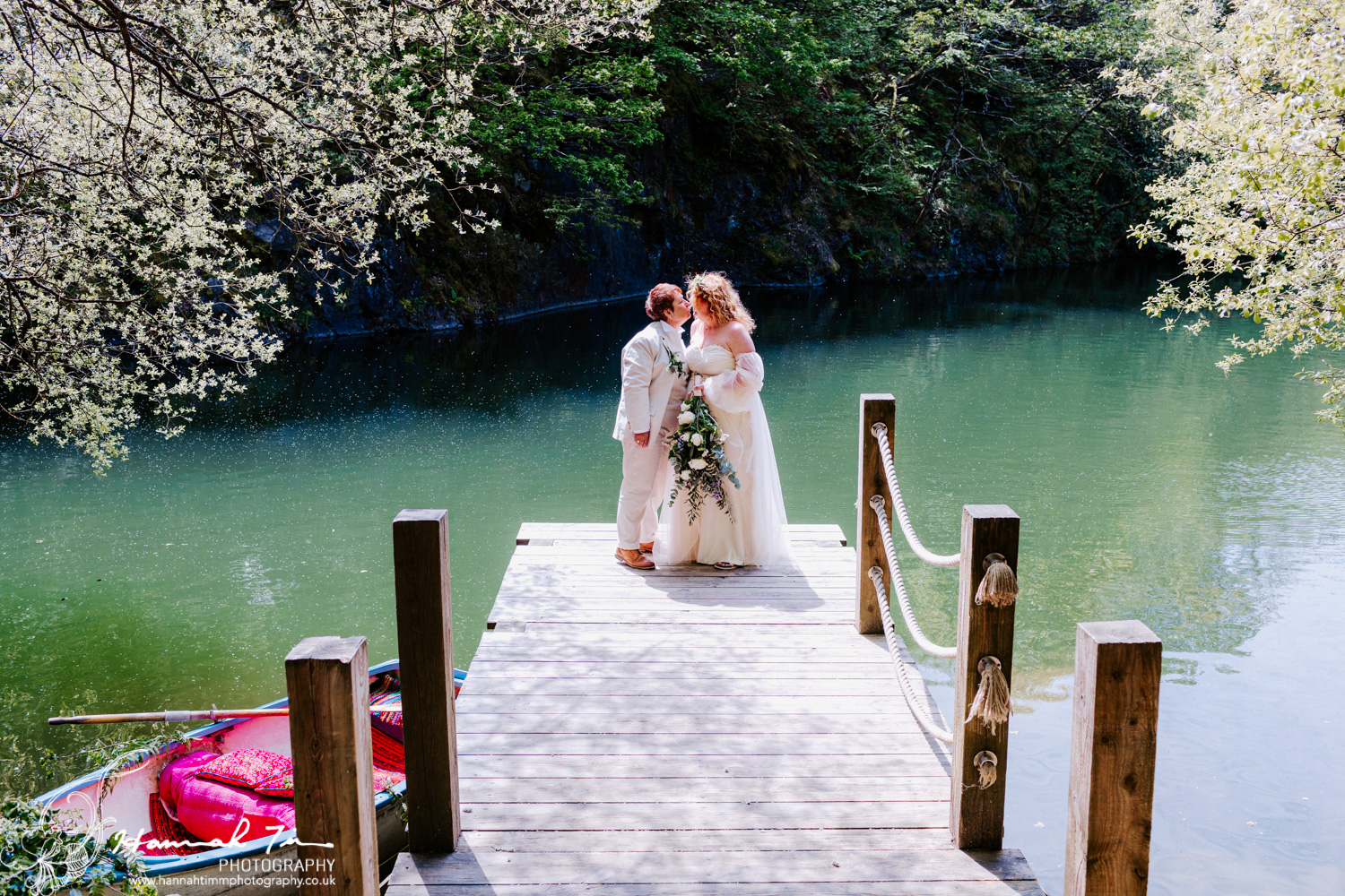 Cornish Tipis wedding photographer