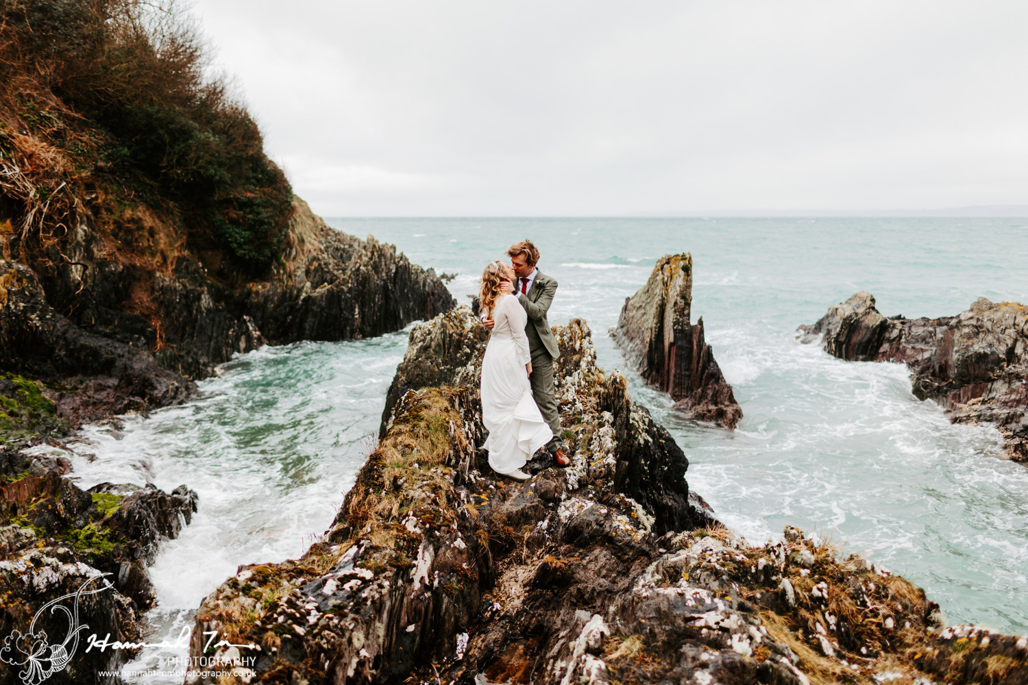 Polhawn Fort wedding photographer