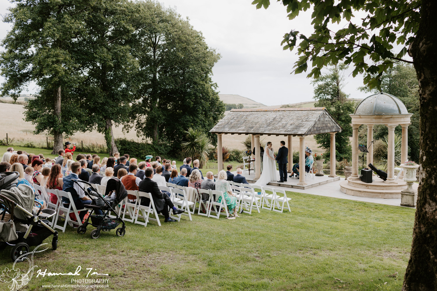 Tredudwell Manor outdoor wedding